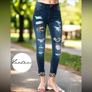 WOMENS-KANCAN MID RISE DISTRESSED LEOPARD PRINT ACCENT  SKINNY JEANS size 0/23